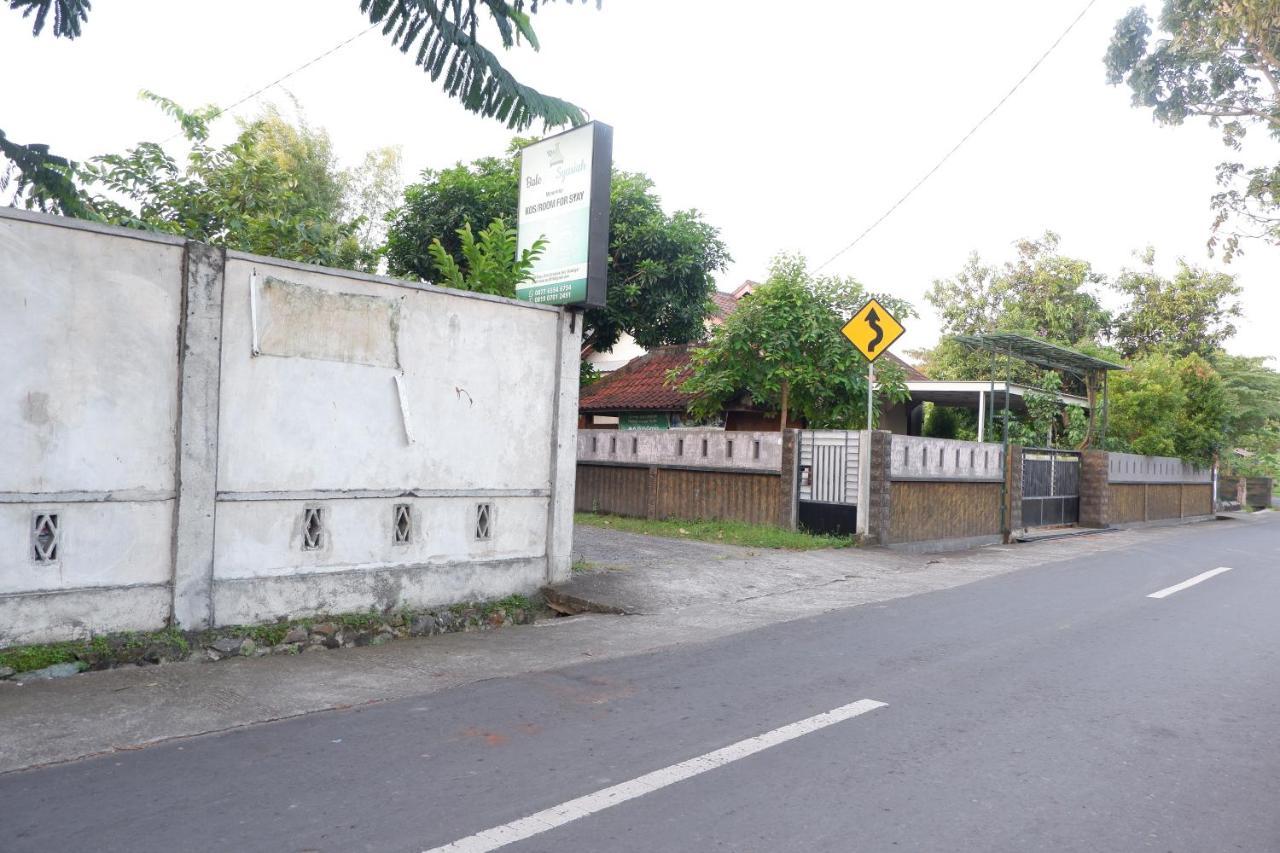 Reddoorz At Bale Eja Syariah Senggigi Apartment Montongbuwoh ภายนอก รูปภาพ